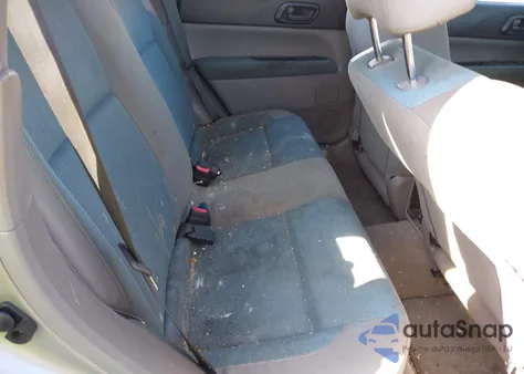 2005 Subaru Forester 2.5X z USA, uszkodzony, nr VIN JF1SG63695H748896